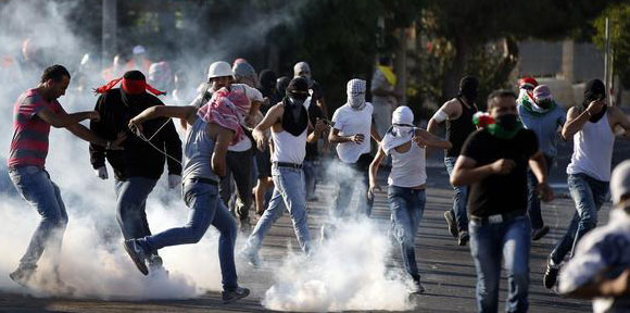 العربي الأوروبي  يدين استخدام القوة المفرطة ضد متظاهري ايران .
