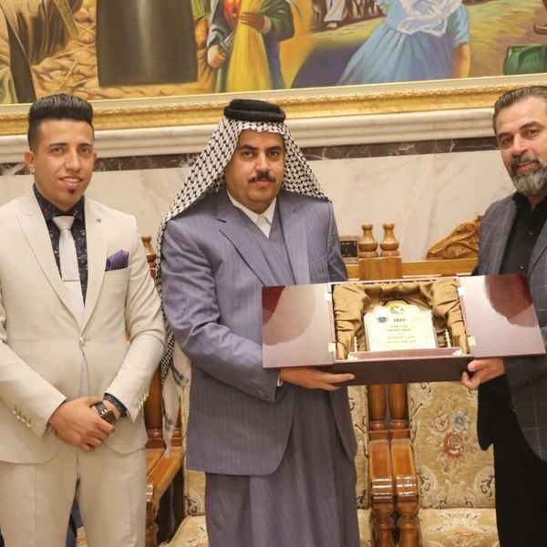 العربي الأوروبي يمنح الشيخ منذر الميالي درع الحقوق الأساسية لعام ٢٠٢١