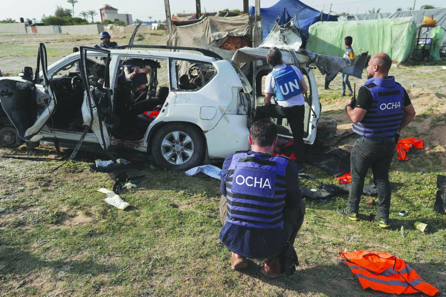 العربي الأوروبي : إغتيال موظفي الإغاثة جريمة جديدة تضاف لجرائم اسرائيل المروعة في غزة.